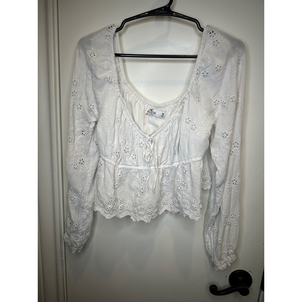 Hollister Womens White Eyelet Long Sleeve Peplum Tie Front Top Size M